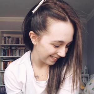 Meet your Posher, Amélie